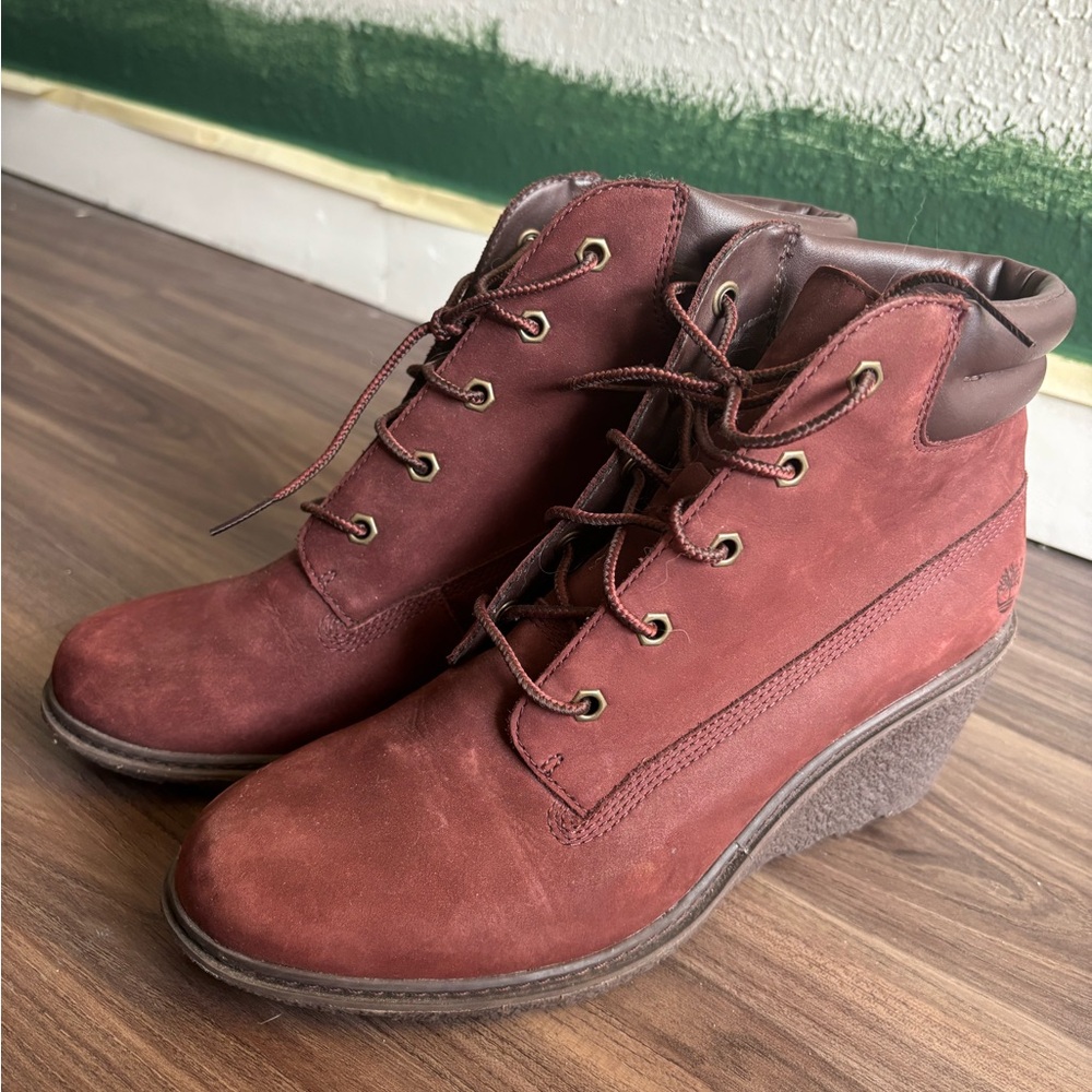 Timberland Red Lace Up Boots with Smooth Leather